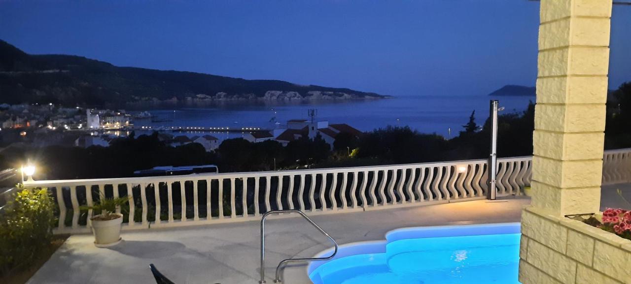 Apartments Suho Komiža Екстериор снимка